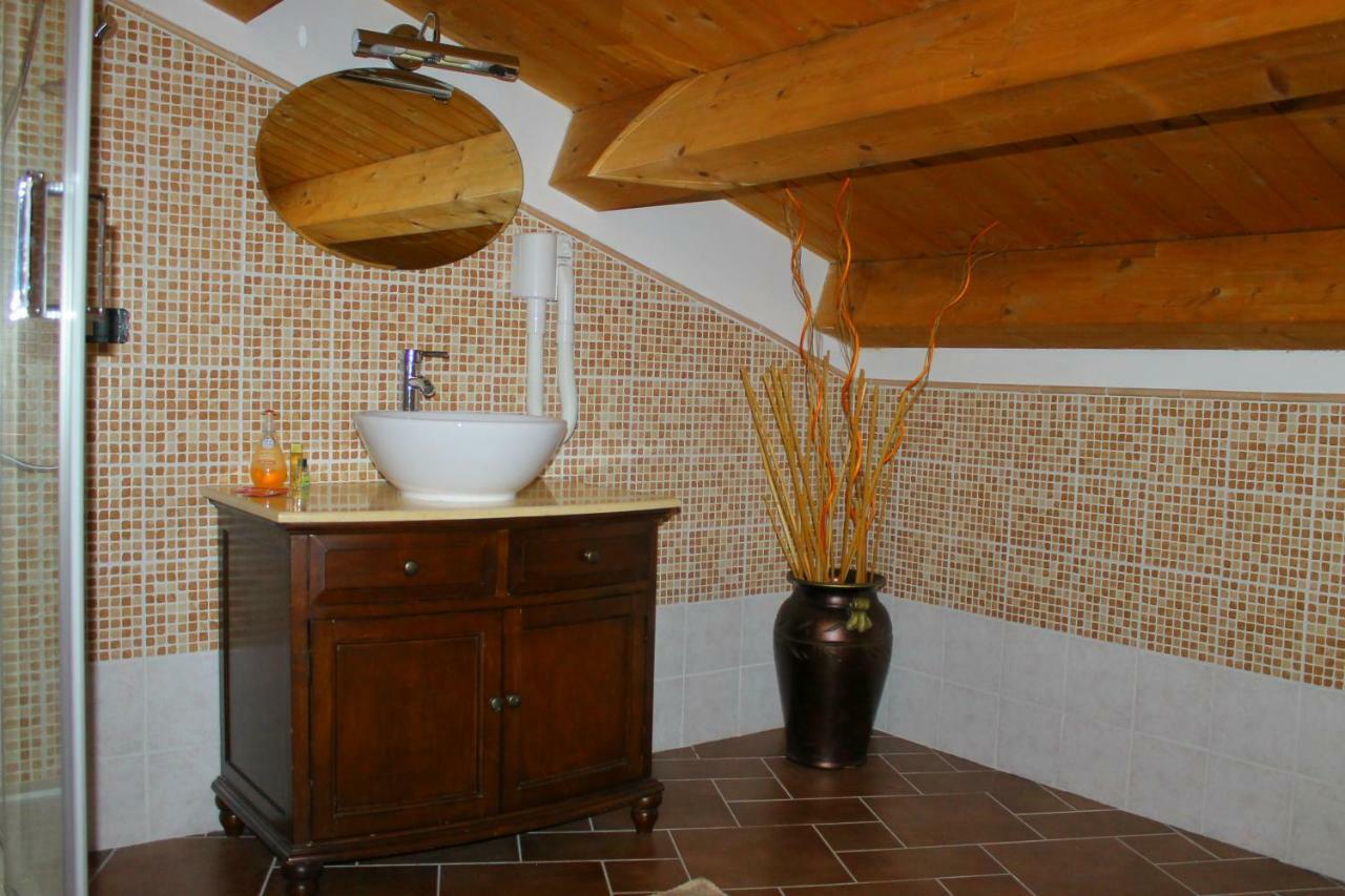 La Brezza Del Pollino Bed & Breakfast โมราโนคาลาโบร ภายนอก รูปภาพ